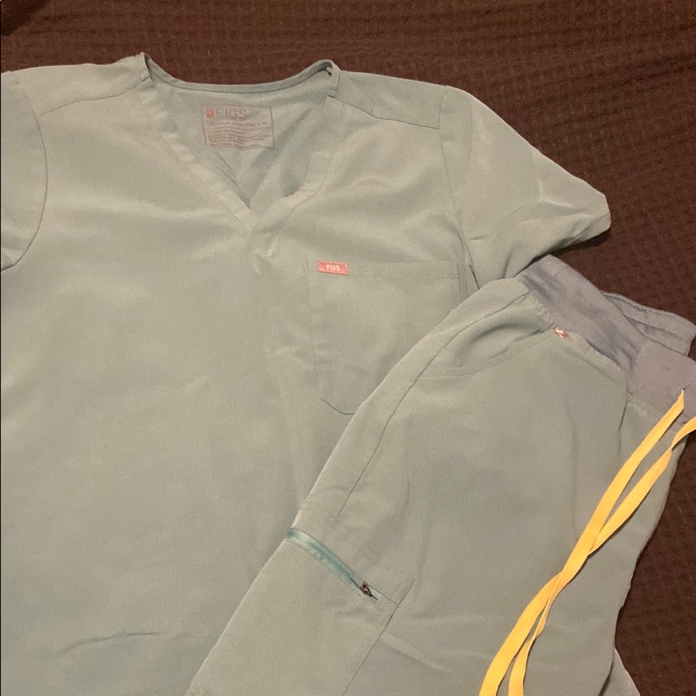Figs Teal Scrub Set